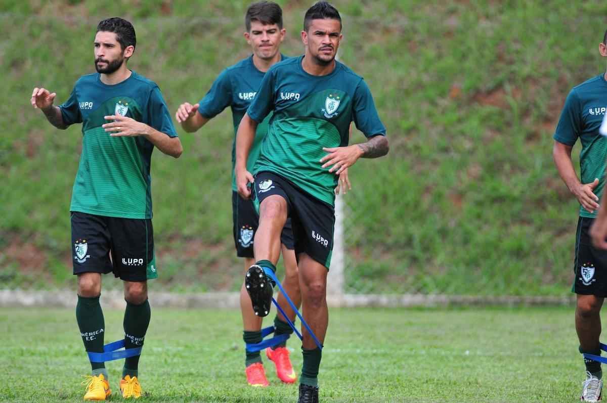 Com muitas novidades, Amrica se apresentou para a temporada 2016 na tarde desta tera-feira, no Lanna Drumond