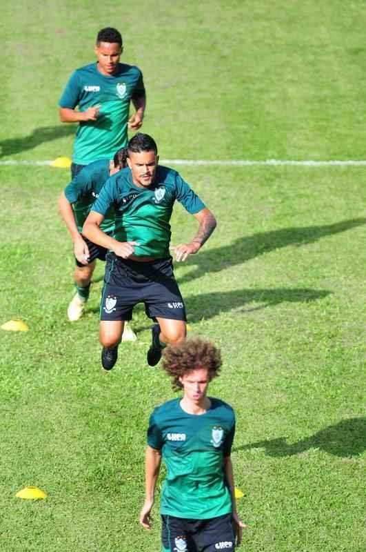 Com muitas novidades, Amrica se apresentou para a temporada 2016 na tarde desta tera-feira, no Lanna Drumond