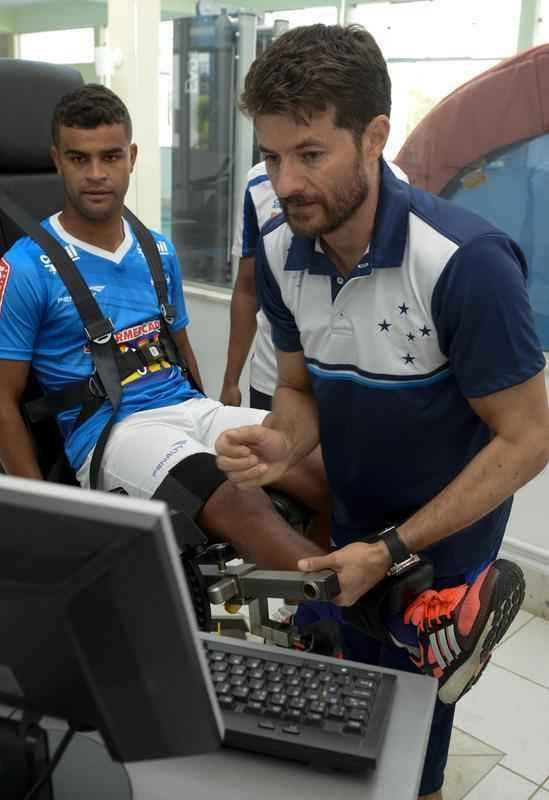 Cruzeiro se reapresentou nesta quarta-feira, na Toca da Raposa II, com novidades