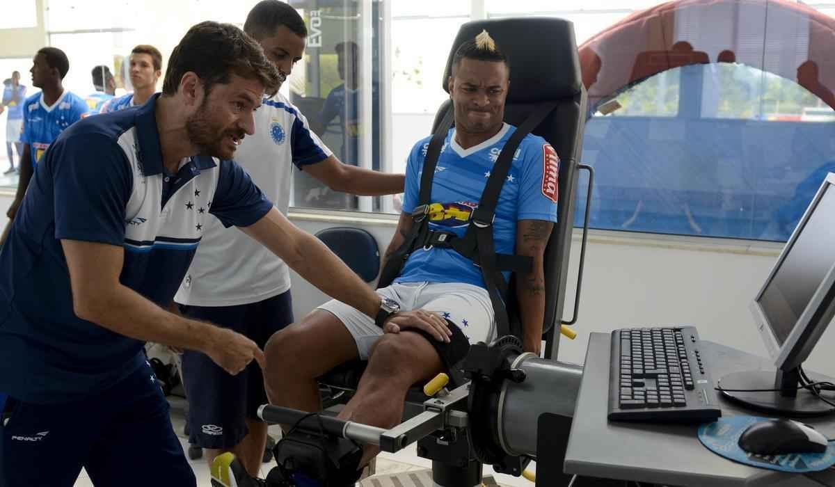 Cruzeiro se reapresentou nesta quarta-feira, na Toca da Raposa II, com novidades