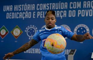 Cruzeiro se reapresentou nesta quarta-feira, na Toca da Raposa II, com novidades