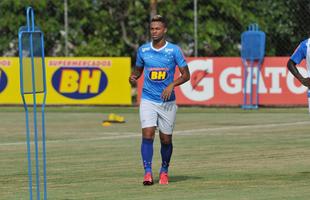 Imagens do treino do Cruzeiro nesta tera-feira na Toca da Raposa II