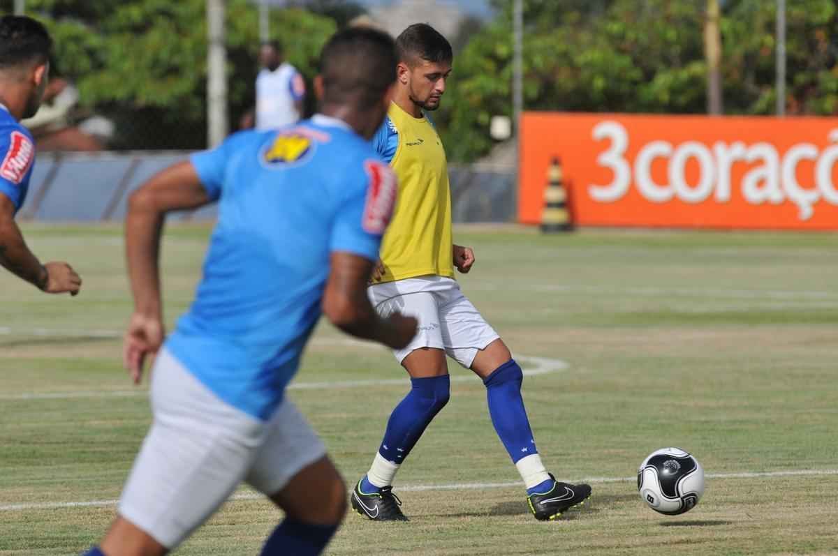 Imagens do treino do Cruzeiro nesta tera-feira na Toca da Raposa II