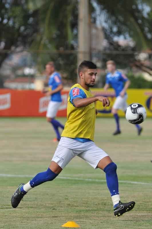 Imagens do treino do Cruzeiro nesta tera-feira na Toca da Raposa II
