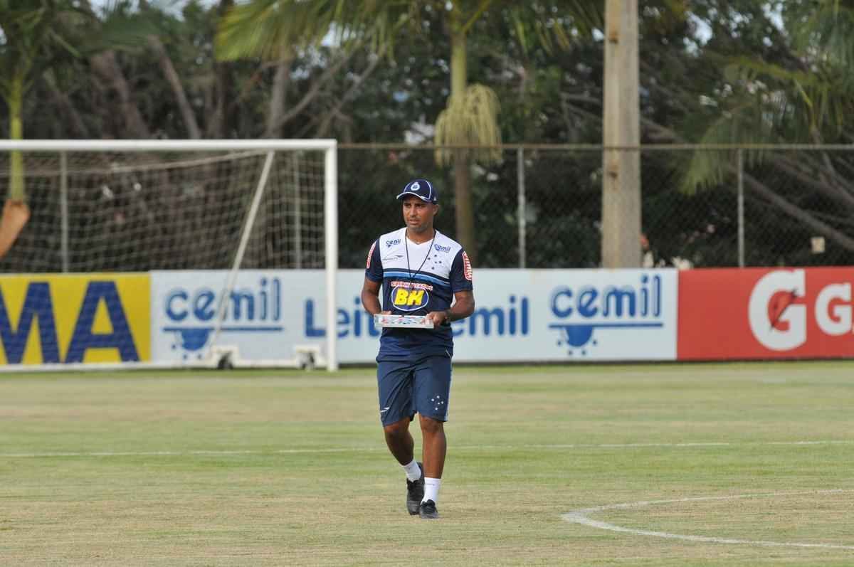 Imagens do treino do Cruzeiro nesta tera-feira na Toca da Raposa II