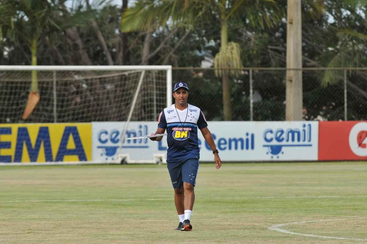 Imagens do treino do Cruzeiro nesta tera-feira na Toca da Raposa II