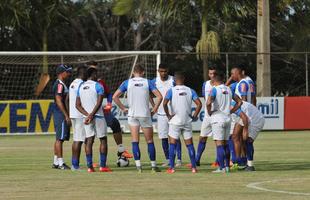 Imagens do treino do Cruzeiro nesta tera-feira na Toca da Raposa II