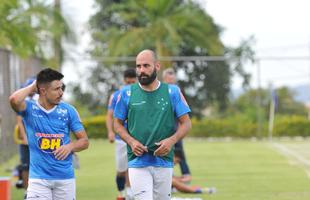 Imagens do treino do Cruzeiro nesta tera-feira na Toca da Raposa II