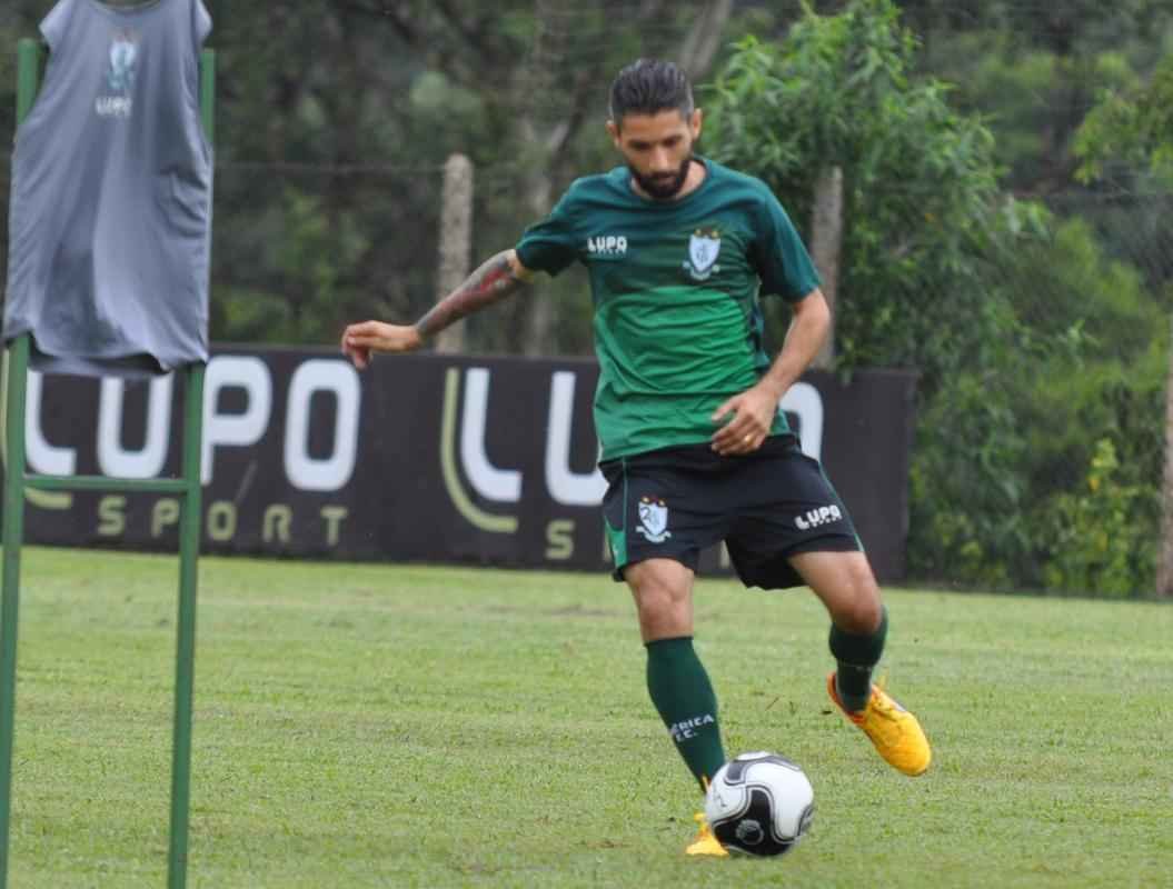 Confira as fotos do treino do América desta sexta-feira