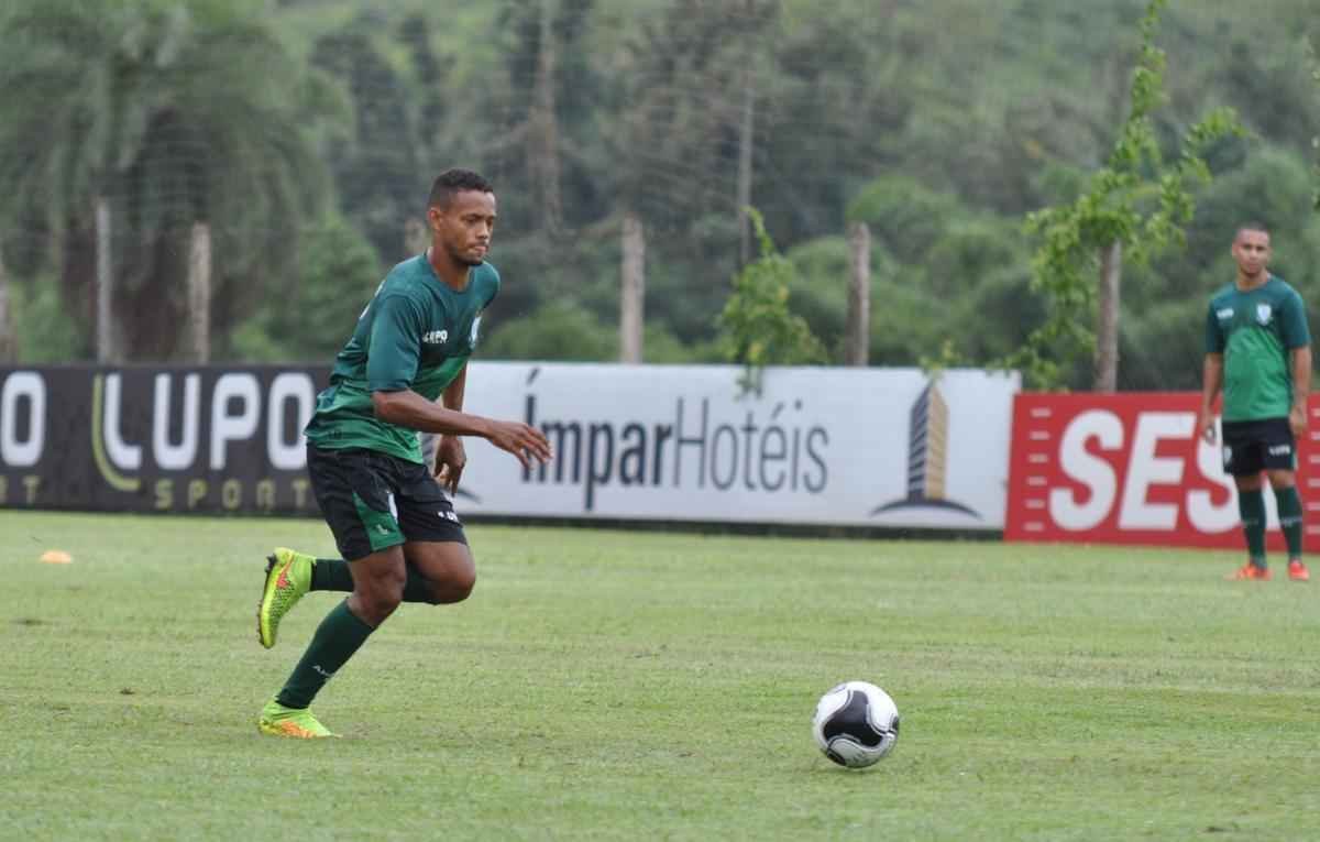 Confira as fotos do treino do América desta sexta-feira