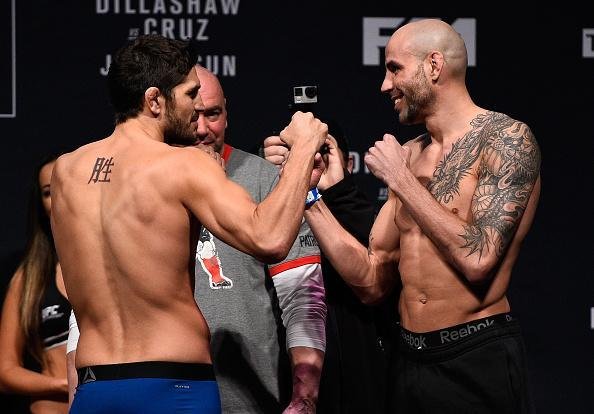 Pesagem do UFC Fight Night 81 - Patrick Ct e Ben Saunders