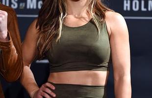 Coletiva do UFC 196 em Las Vegas - Miesha Tate, primeira desafiante de Holly Holm