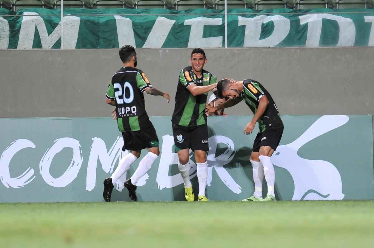 Veja imagens de Amrica e Figueirense pela Primeira Liga