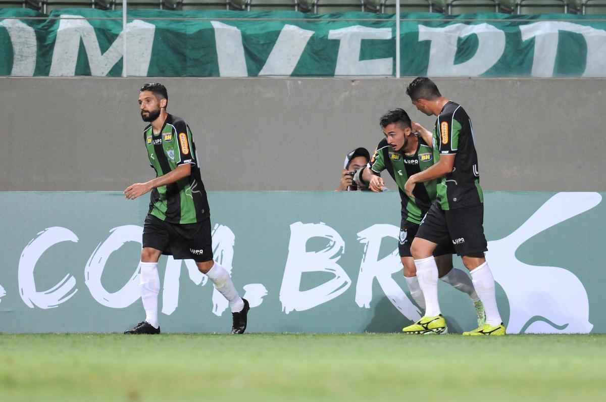 Veja imagens de Amrica e Figueirense pela Primeira Liga