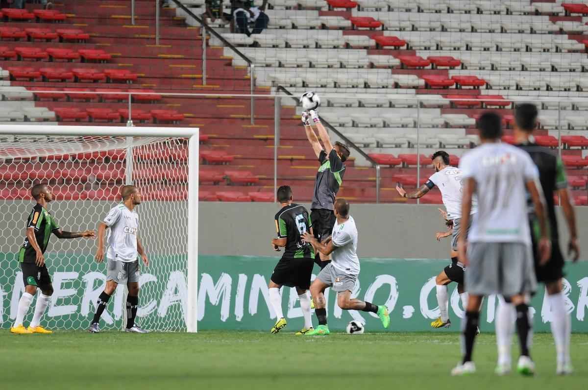 Veja imagens de Amrica e Figueirense pela Primeira Liga