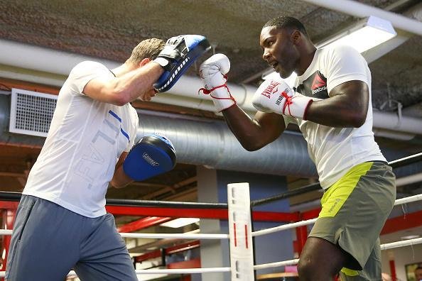 Treino aberto do UFC on Fox 18 - Anthony Johnson trabalha uppercuts na atividade