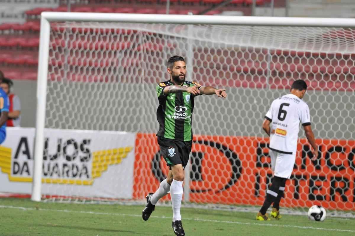 Fotos de Amrica x Tupi, no Independncia, pela primeira rodada do Campeonato Mineiro (Rodrigo Clemente/EM D.A Press)