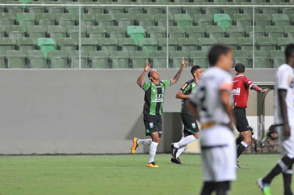 Fotos de Amrica x Tupi, no Independncia, pela primeira rodada do Campeonato Mineiro (Rodrigo Clemente/EM D.A Press)