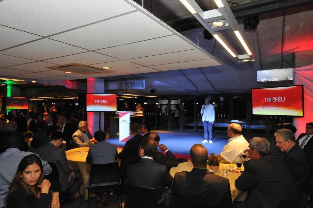 Imagens da cerimnia do Trofu Tel Santana