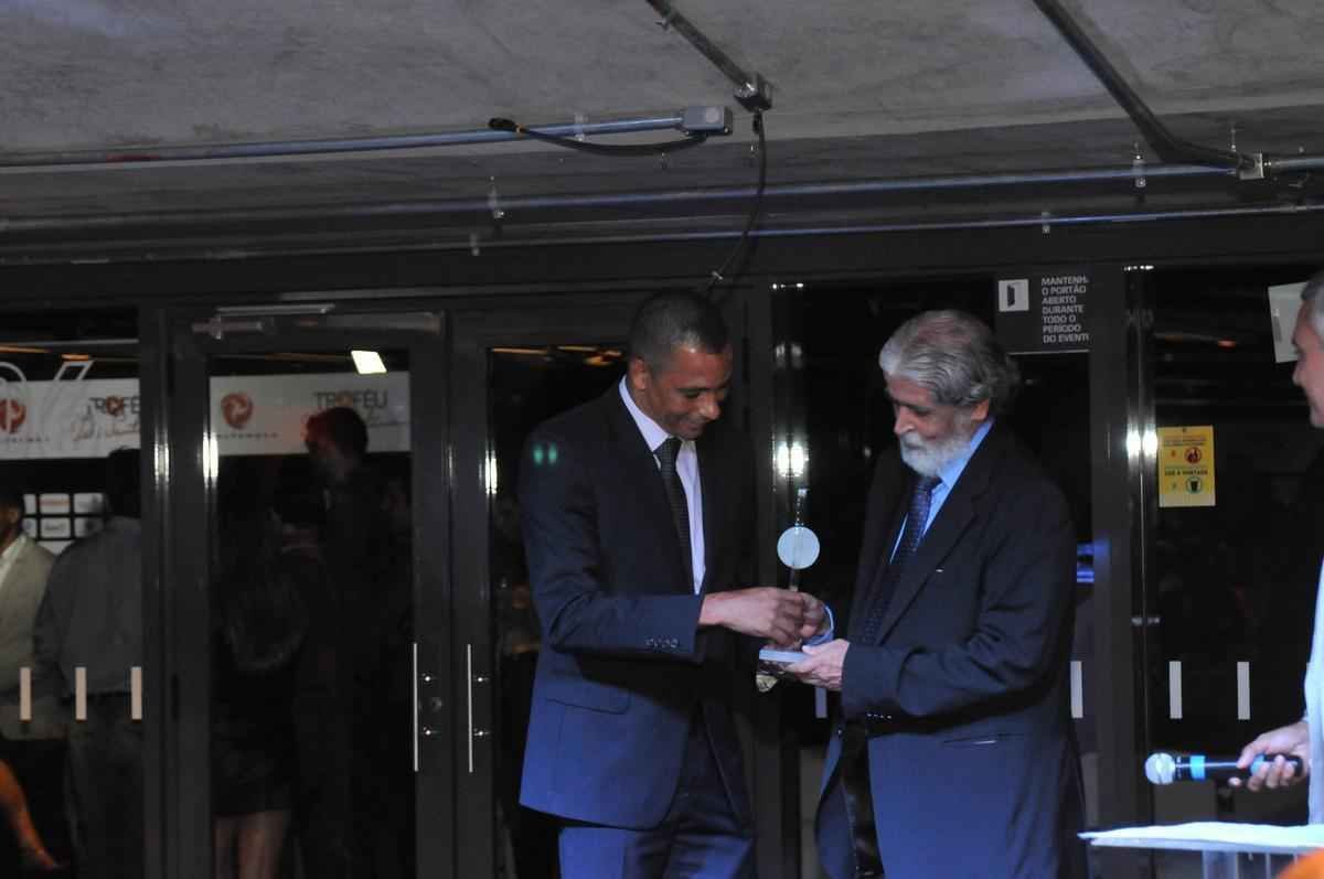 Imagens da cerimnia do Trofu Tel Santana