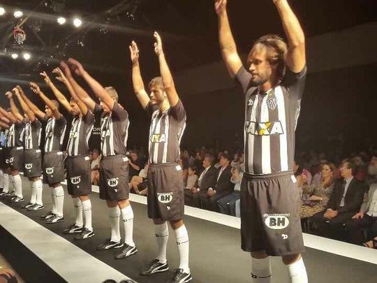 Nova coleo de uniformes do Atltico para 2016, fornecida pela empresa canadense Dryworld