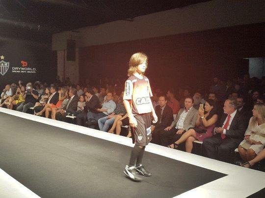 Nova coleo de uniformes do Atltico para 2016, fornecida pela empresa canadense Dryworld