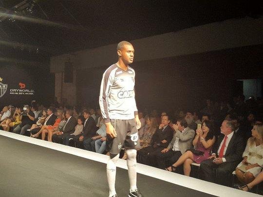 Nova coleo de uniformes do Atltico para 2016, fornecida pela empresa canadense Dryworld