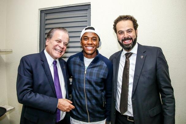 Nova coleo de uniformes do Atltico para 2016, fornecida pela empresa canadense Dryworld