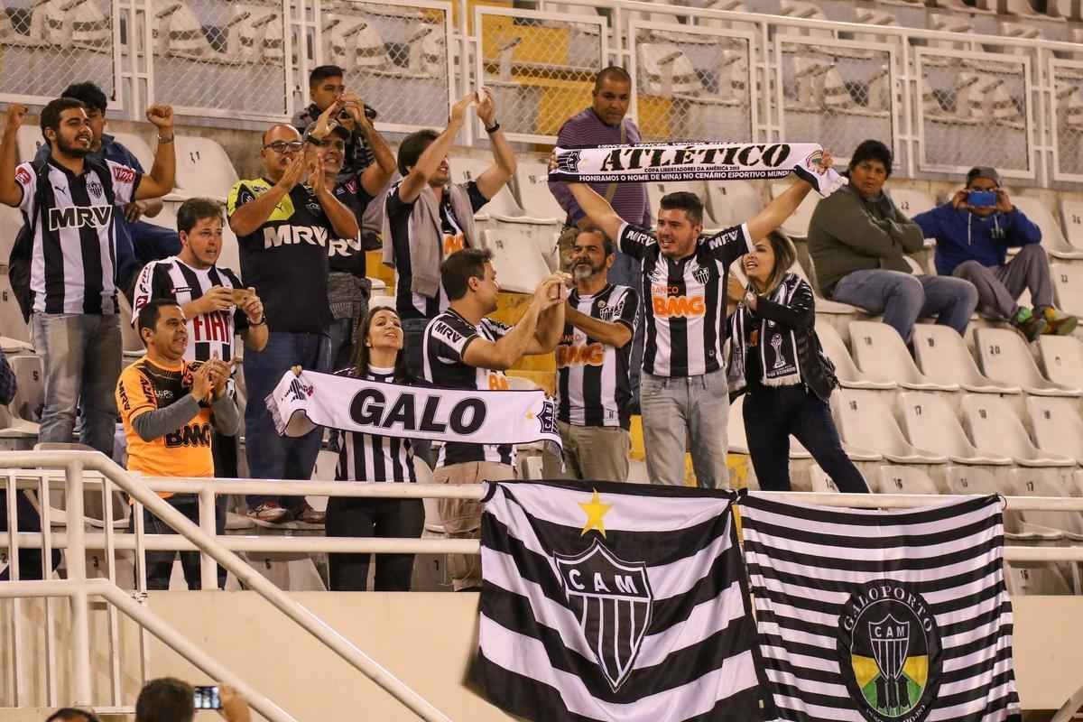 Atltico treina no Estdio Monumental da Unsa, em Arequipa, no Peru (fotos: Bruno Cantini/ Atltico)