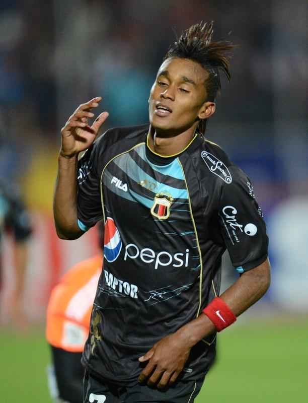 Fidel Martnez jogou no Cruzeiro entre 2008 e 2009. Ele disputar a Libertadores pelo Pumas