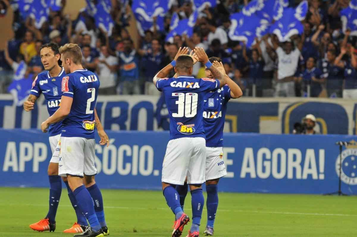 Imagens do jogo entre Cruzeiro e Fluminense, pela 2 rodada da Copa da Primeira Liga