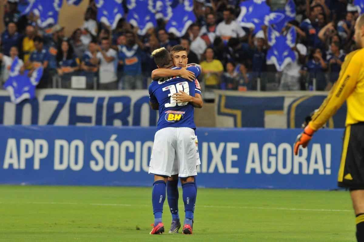 Imagens do jogo entre Cruzeiro e Fluminense, pela 2 rodada da Copa da Primeira Liga