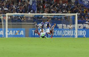 Imagens do jogo entre Cruzeiro e Fluminense, pela 2 rodada da Copa da Primeira Liga