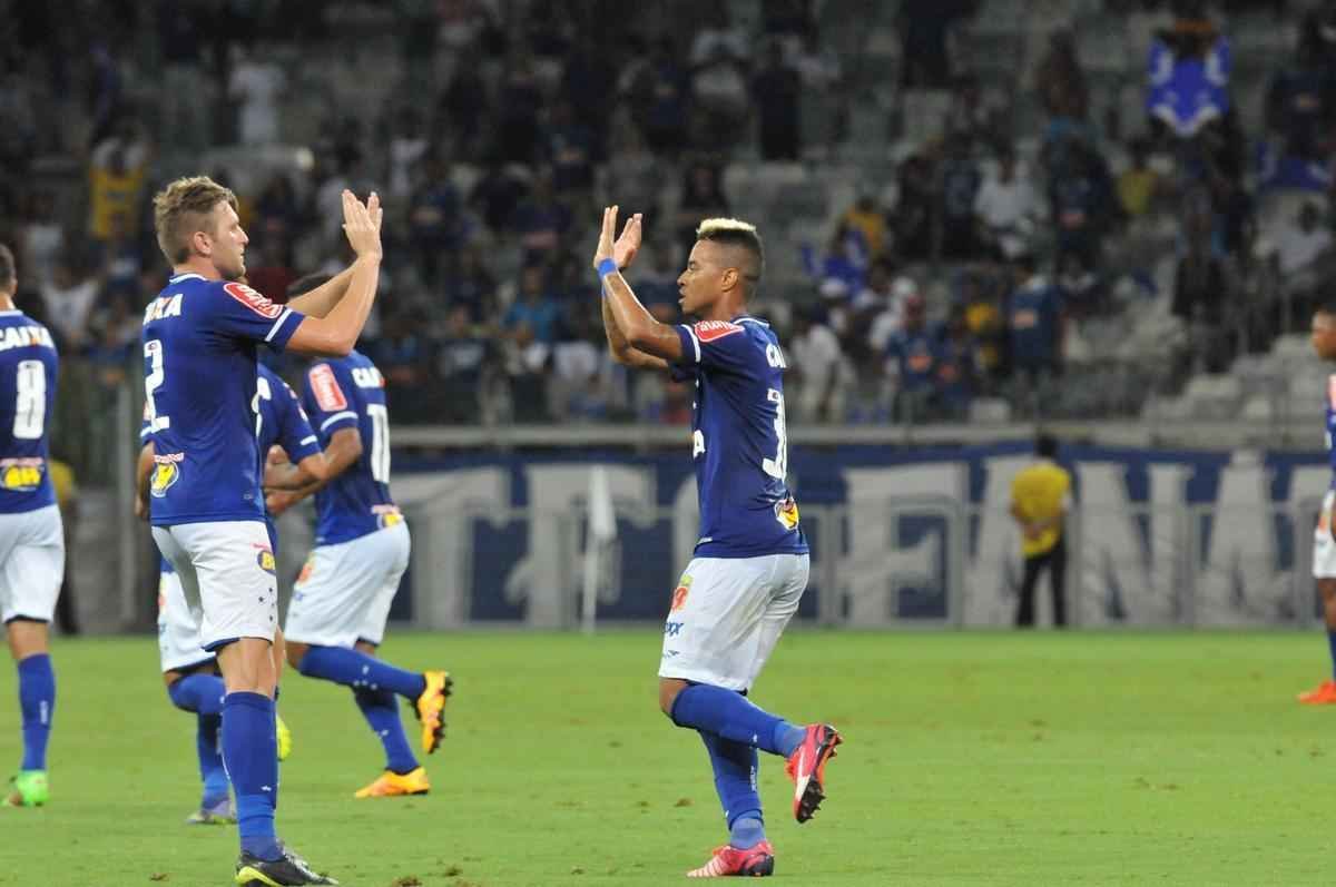 Imagens do jogo entre Cruzeiro e Fluminense, pela 2 rodada da Copa da Primeira Liga