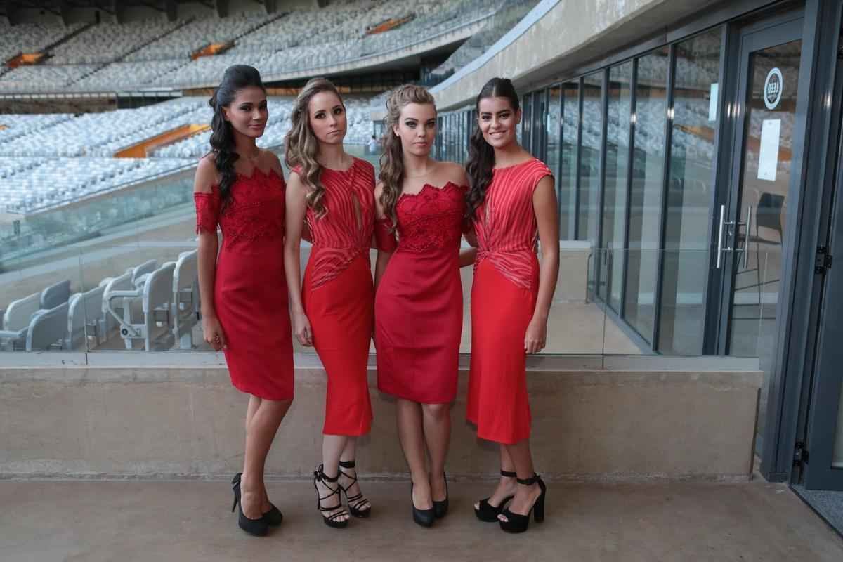 Modelos da Mega Model vestindo Alphorria