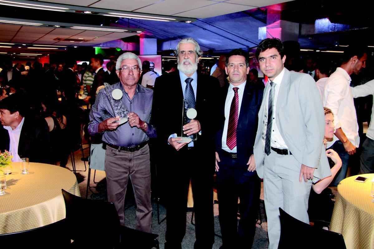 Givanildo Oliveira e Alencar Magalhes da Silveira Jnior