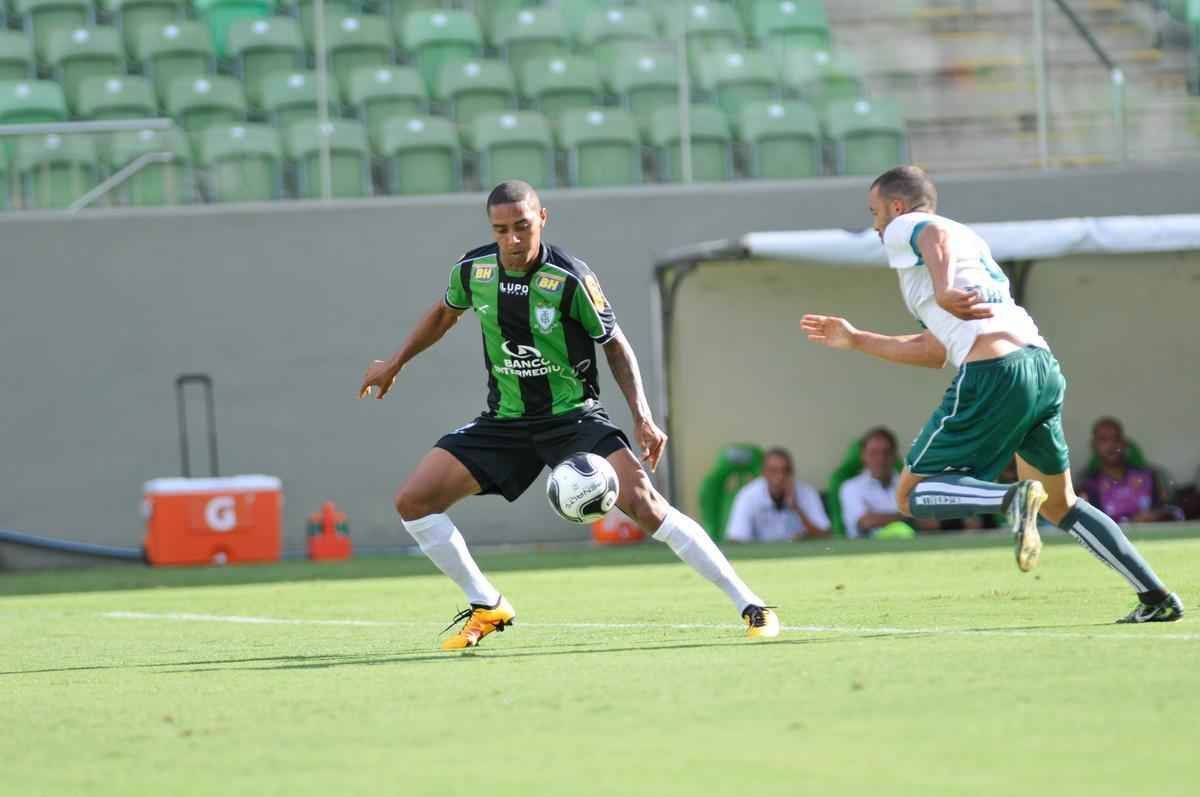 Veja imagens de Amrica e Caldense, no Independncia