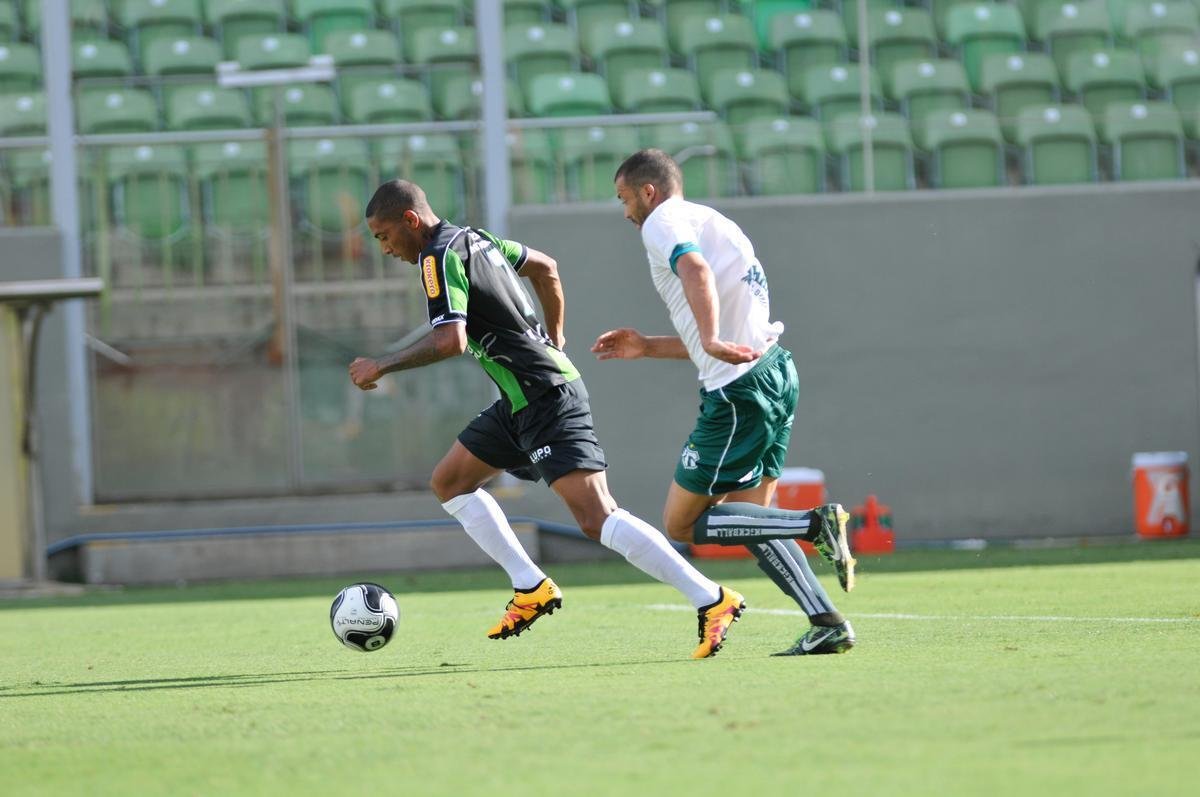 Veja imagens de Amrica e Caldense, no Independncia