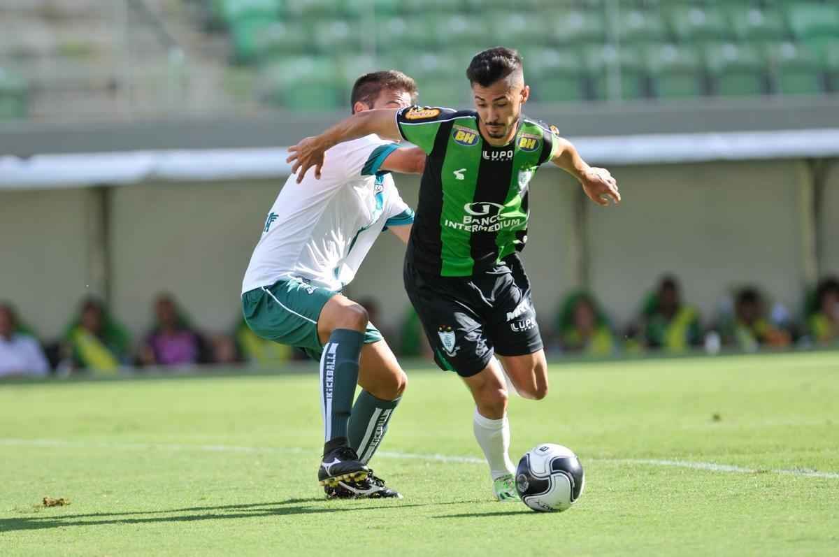 Veja imagens de Amrica e Caldense, no Independncia