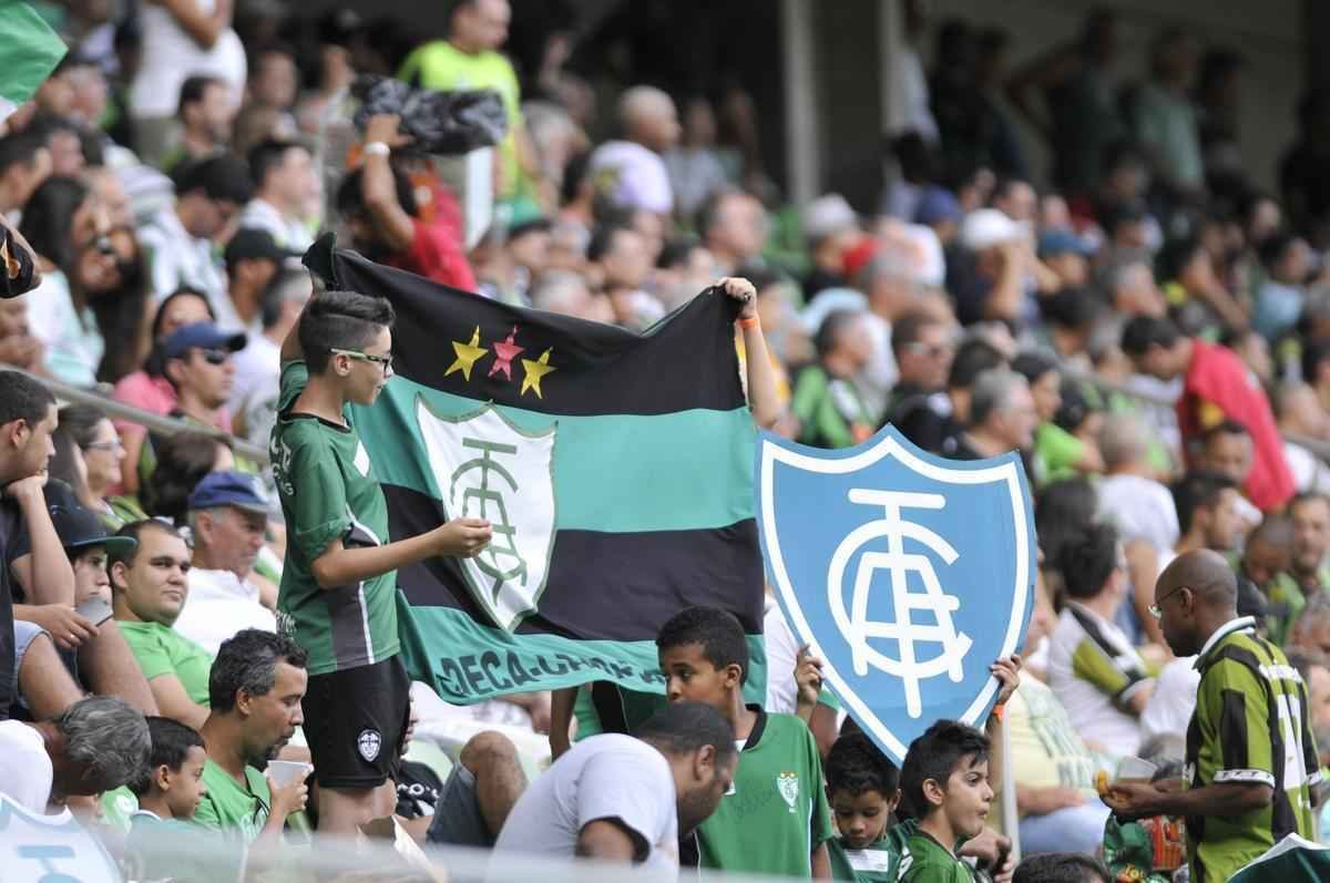 Veja imagens de Amrica e Caldense, no Independncia