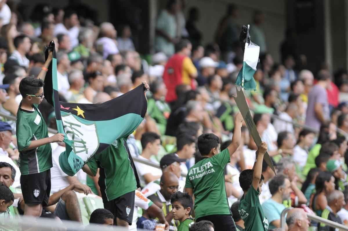 Veja imagens de Amrica e Caldense, no Independncia