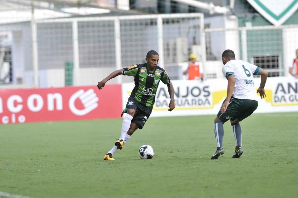 Veja imagens de Amrica e Caldense, no Independncia
