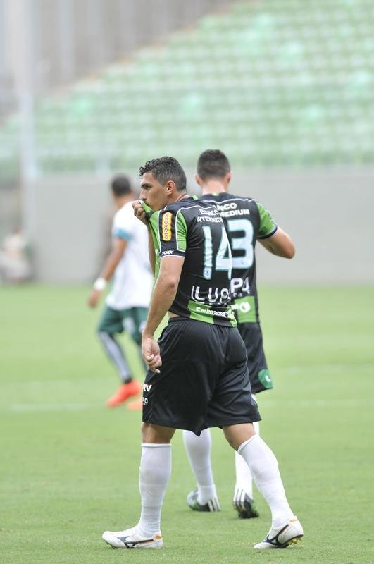 Veja imagens de Amrica e Caldense, no Independncia