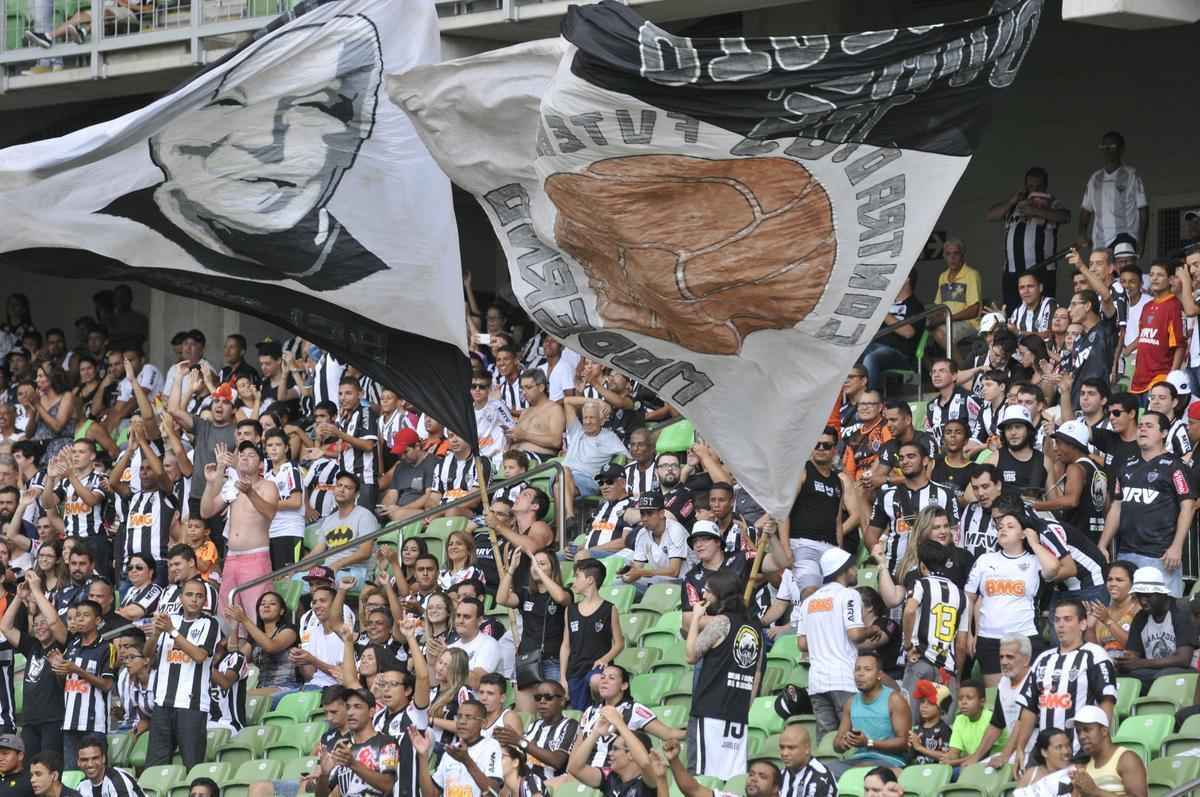 Fotos da torcida do Atltico contra o Boa Esporte, com a ilustre presena de Robinho