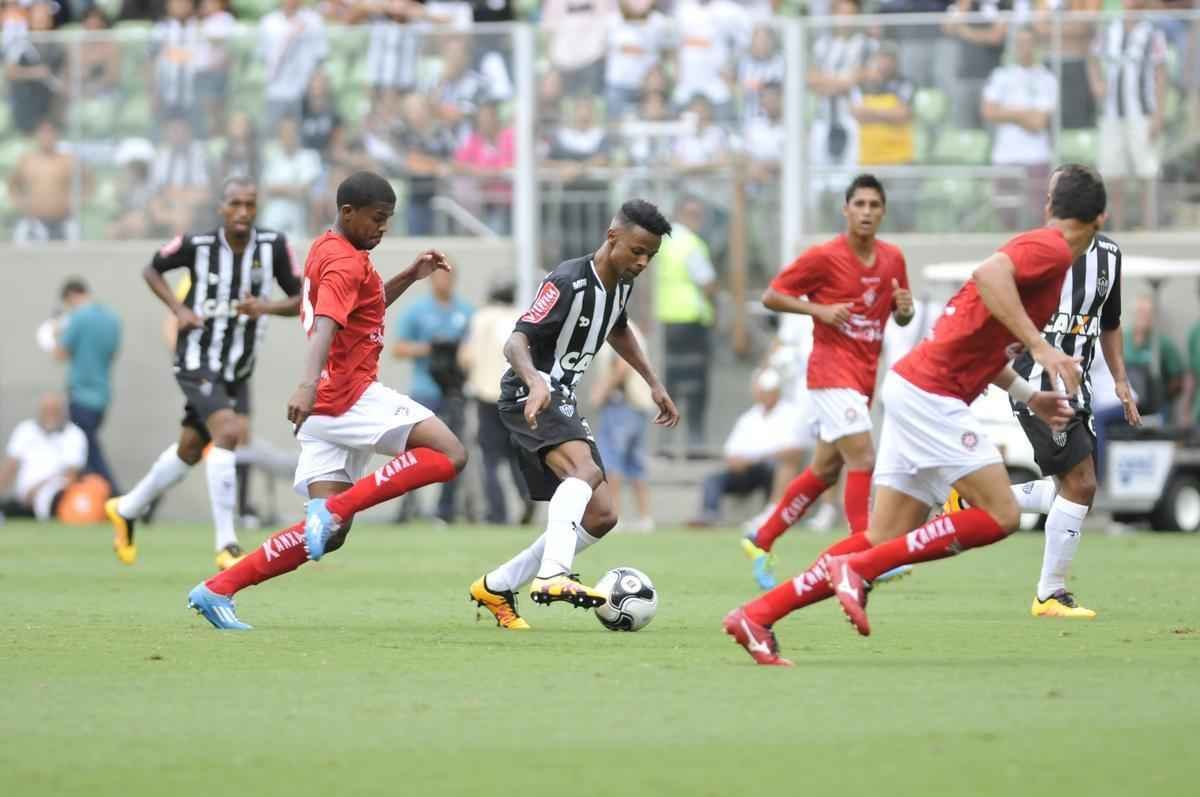 Imagens do jogo entre Atltico e Boa Esporte no Independncia