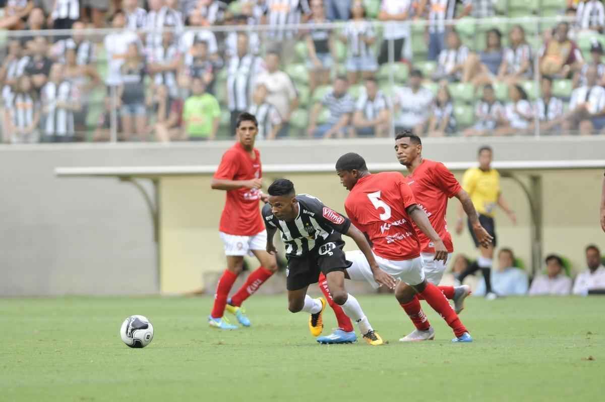 Imagens do jogo entre Atltico e Boa Esporte no Independncia