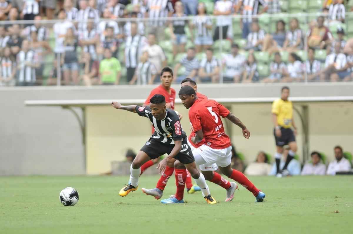 Imagens do jogo entre Atltico e Boa Esporte no Independncia