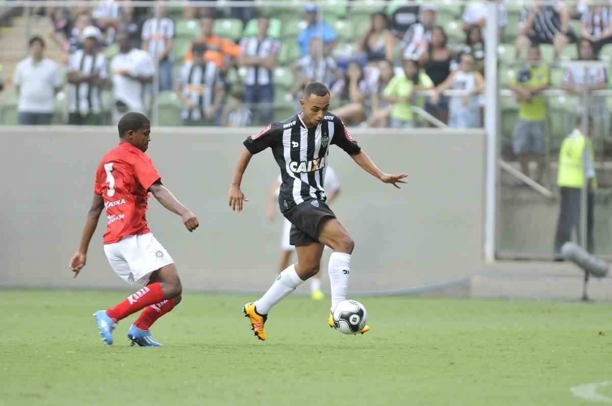Imagens do jogo entre Atltico e Boa Esporte no Independncia
