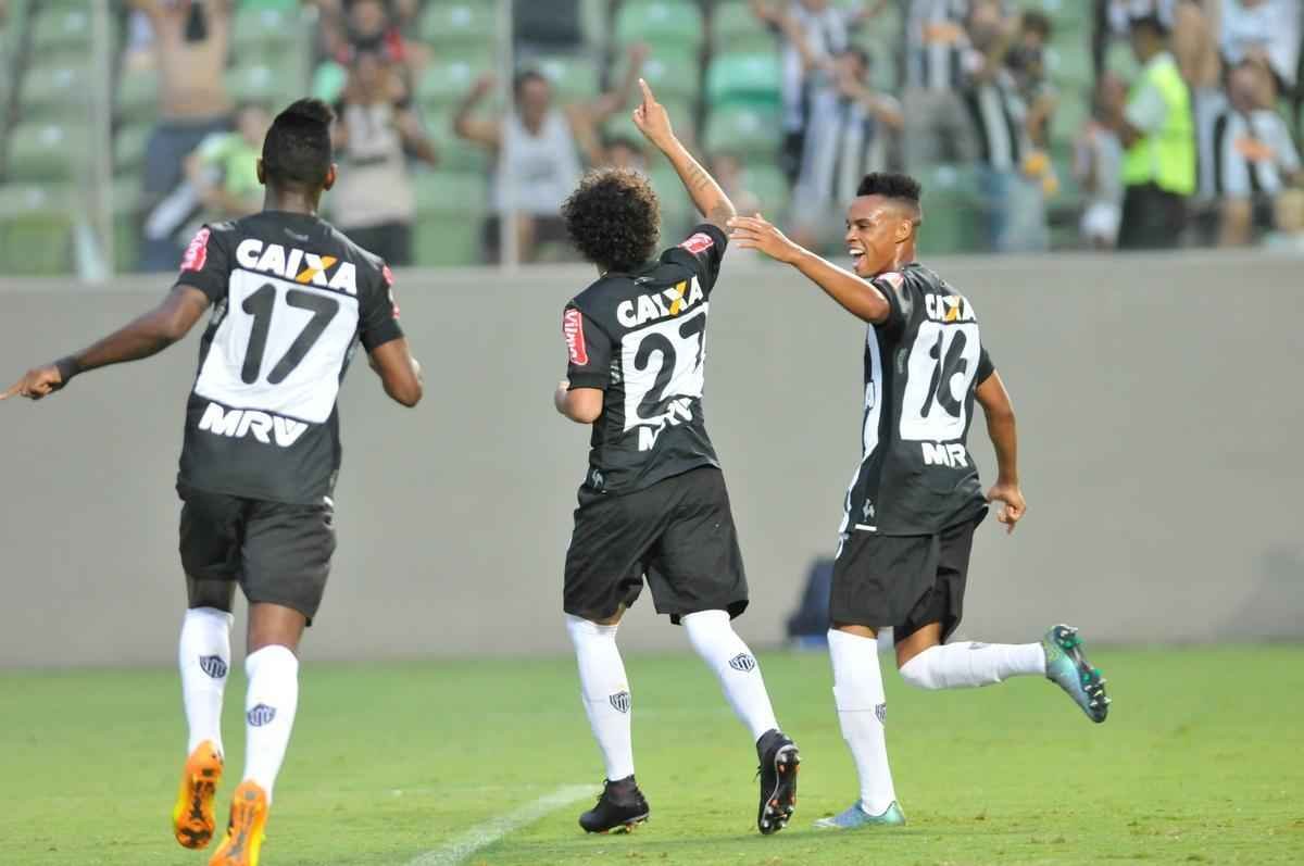 Imagens do jogo entre Atltico e Boa Esporte no Independncia