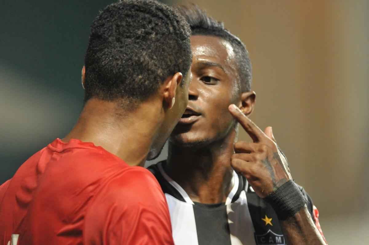 Imagens do jogo entre Atltico e Boa Esporte no Independncia